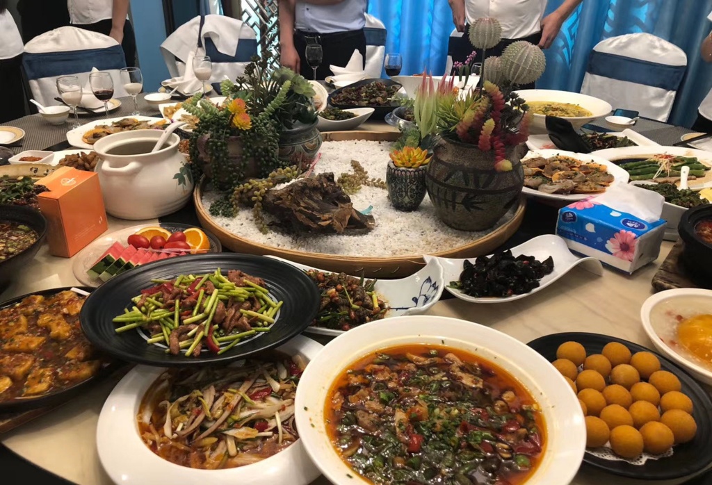 无畏笔记：适合新人互联网的3个小副业，用手机就可以，每天200+